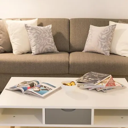 New Near 123 Apartment Split