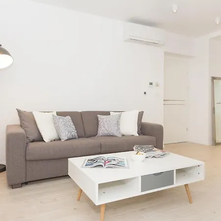 Apartment New Near 123 Split