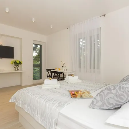 Apartment New Near 123