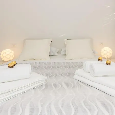 Apartment New Near 123 Split